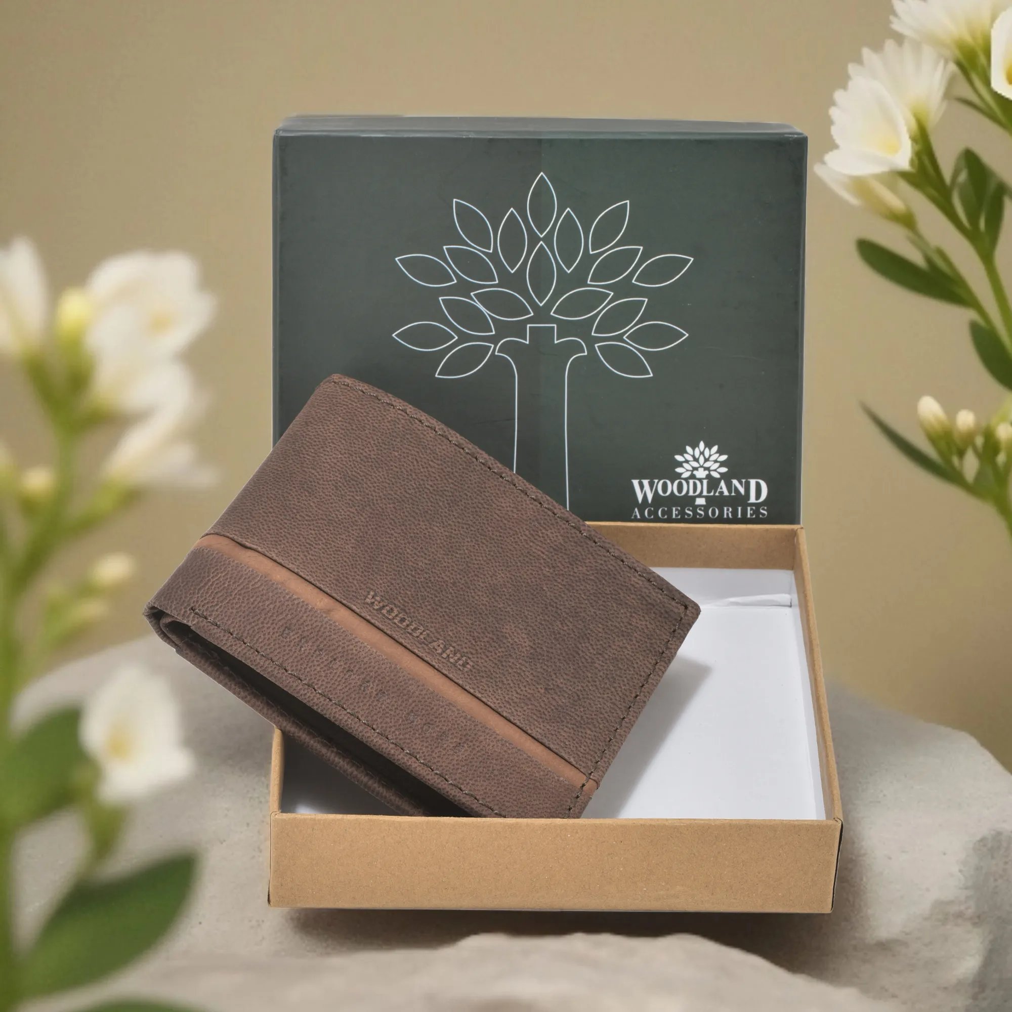 Woodland Brown Oil Pull Up Wallet - Thumbnail 5