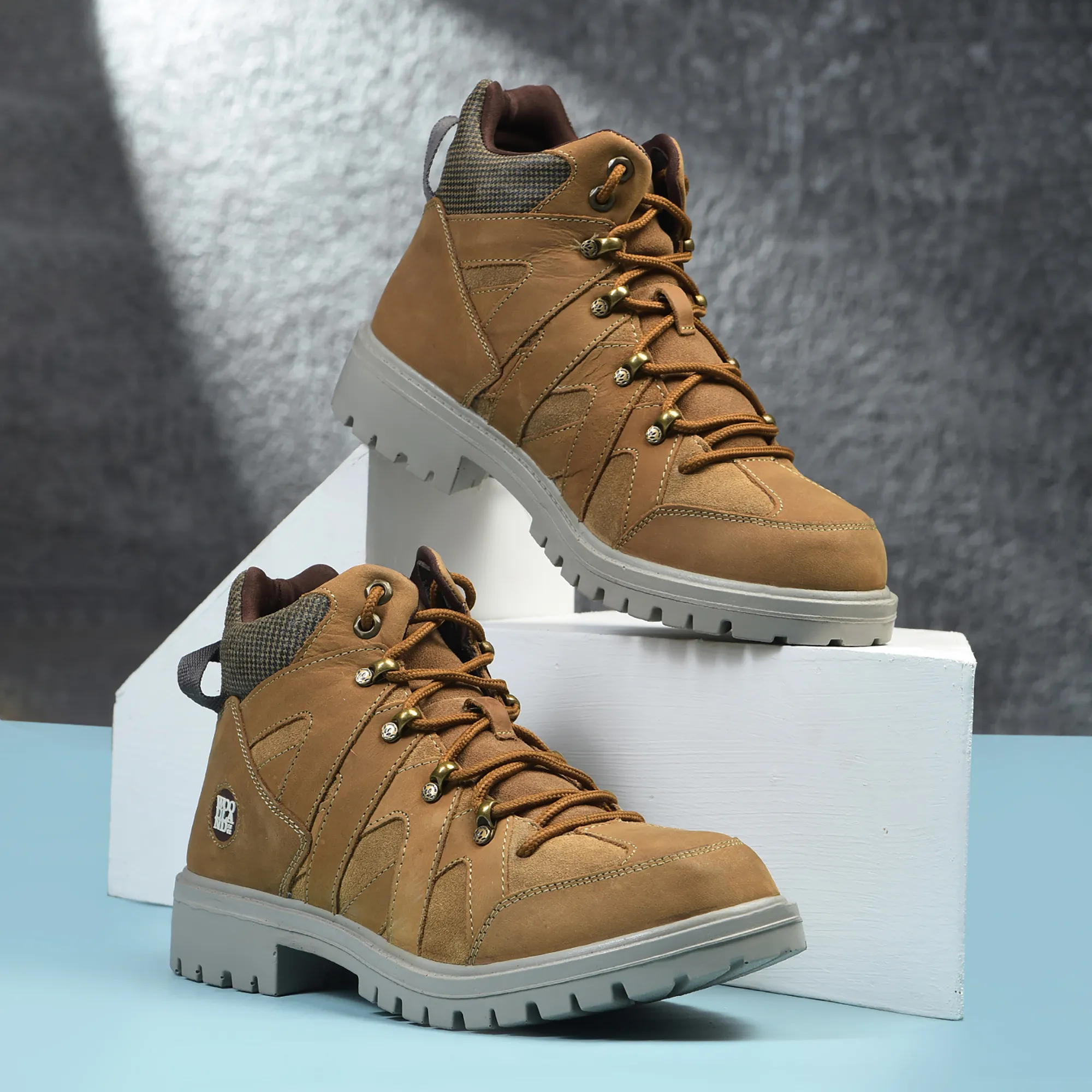 Woodland Men High-Top Camel Nubuk Boots - Thumbnail 9