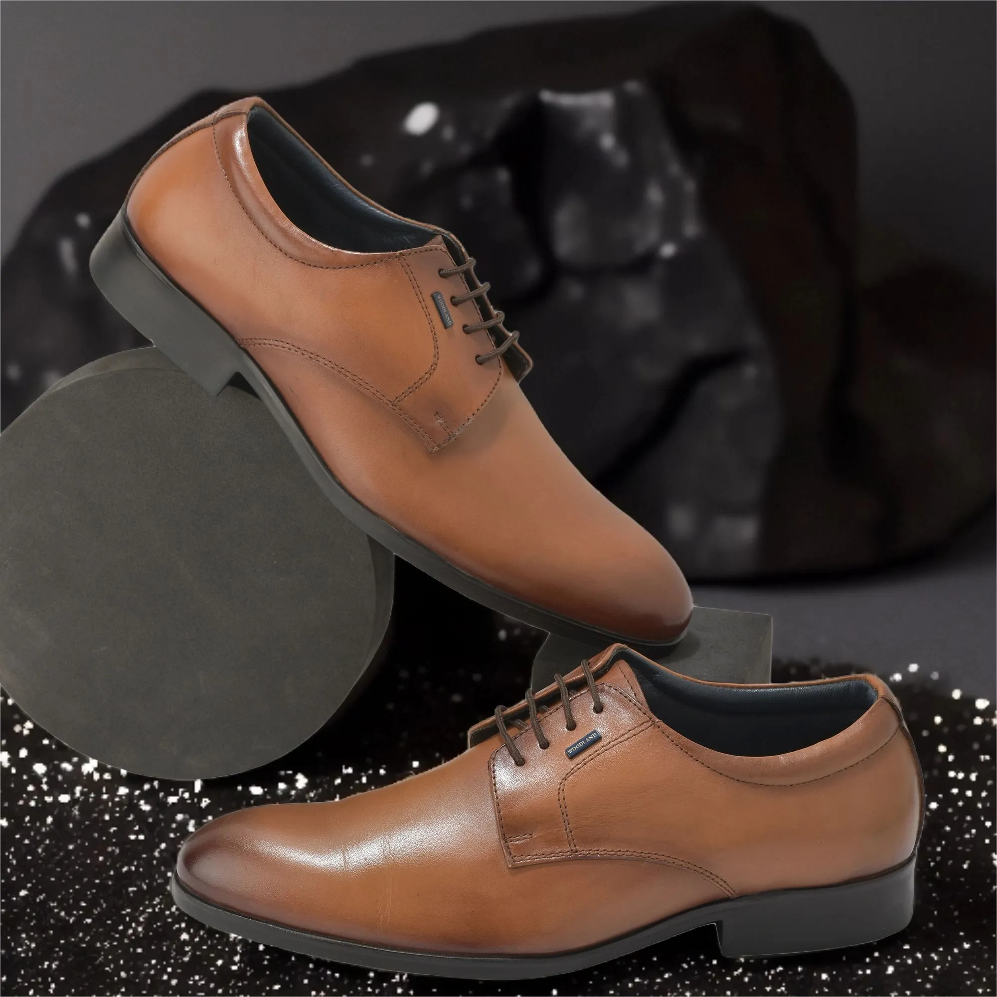woodland-men-s-tan-signature-classic-lace-shoes
