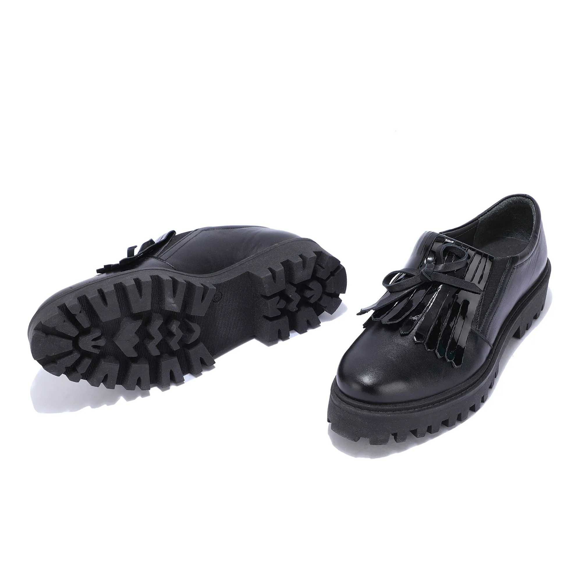 Black chunky sole loafers for women - Thumbnail 4