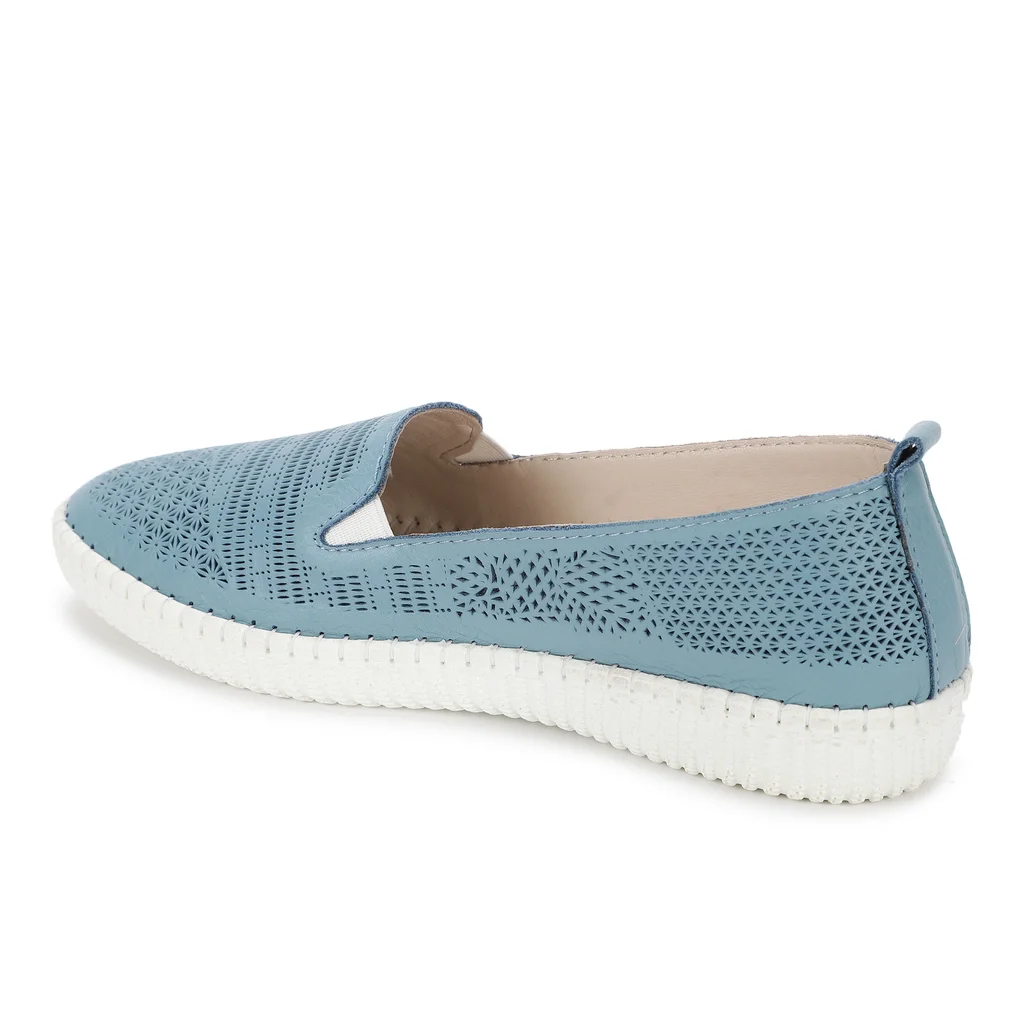 Woods Women’s Blue Softy Luxe Shoes - Thumbnail 5