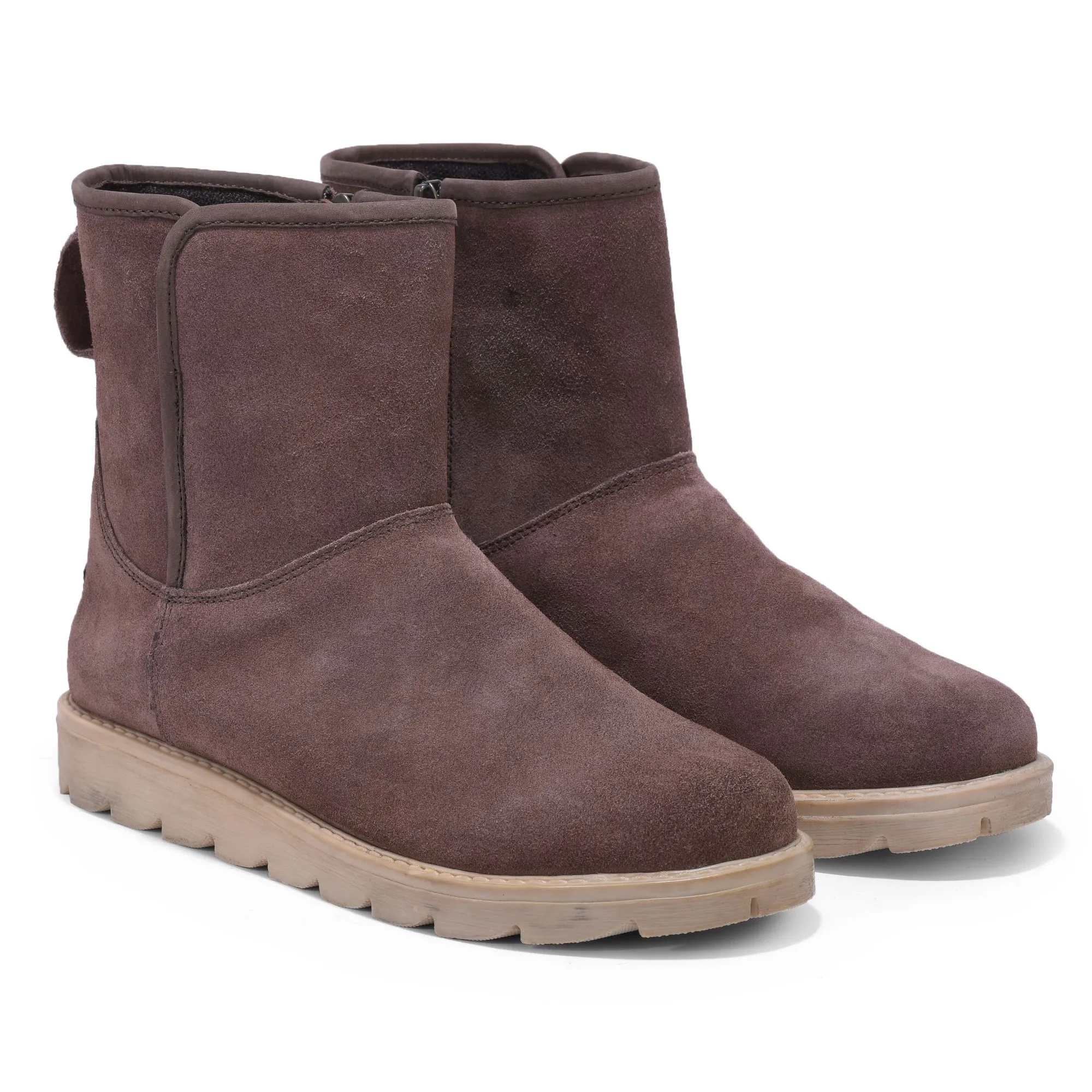 Brown ugg boot - Thumbnail 6