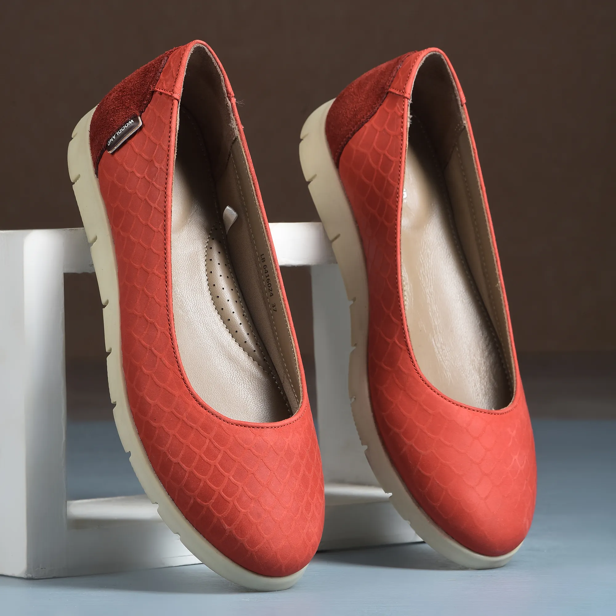 Women Red Everyday Nubuk Ballet Flats - Thumbnail 9