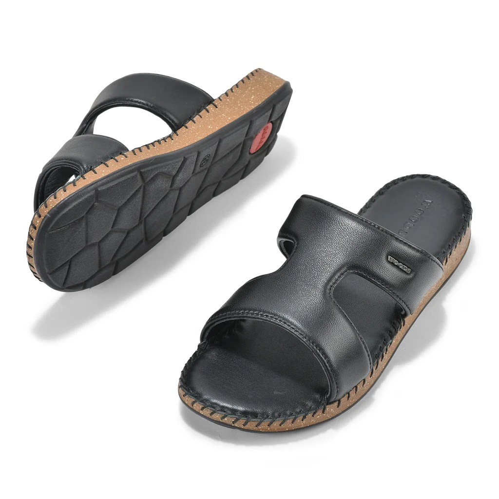 Woods Women’s Casual Black Sheep Nappa Slippers - Thumbnail 3