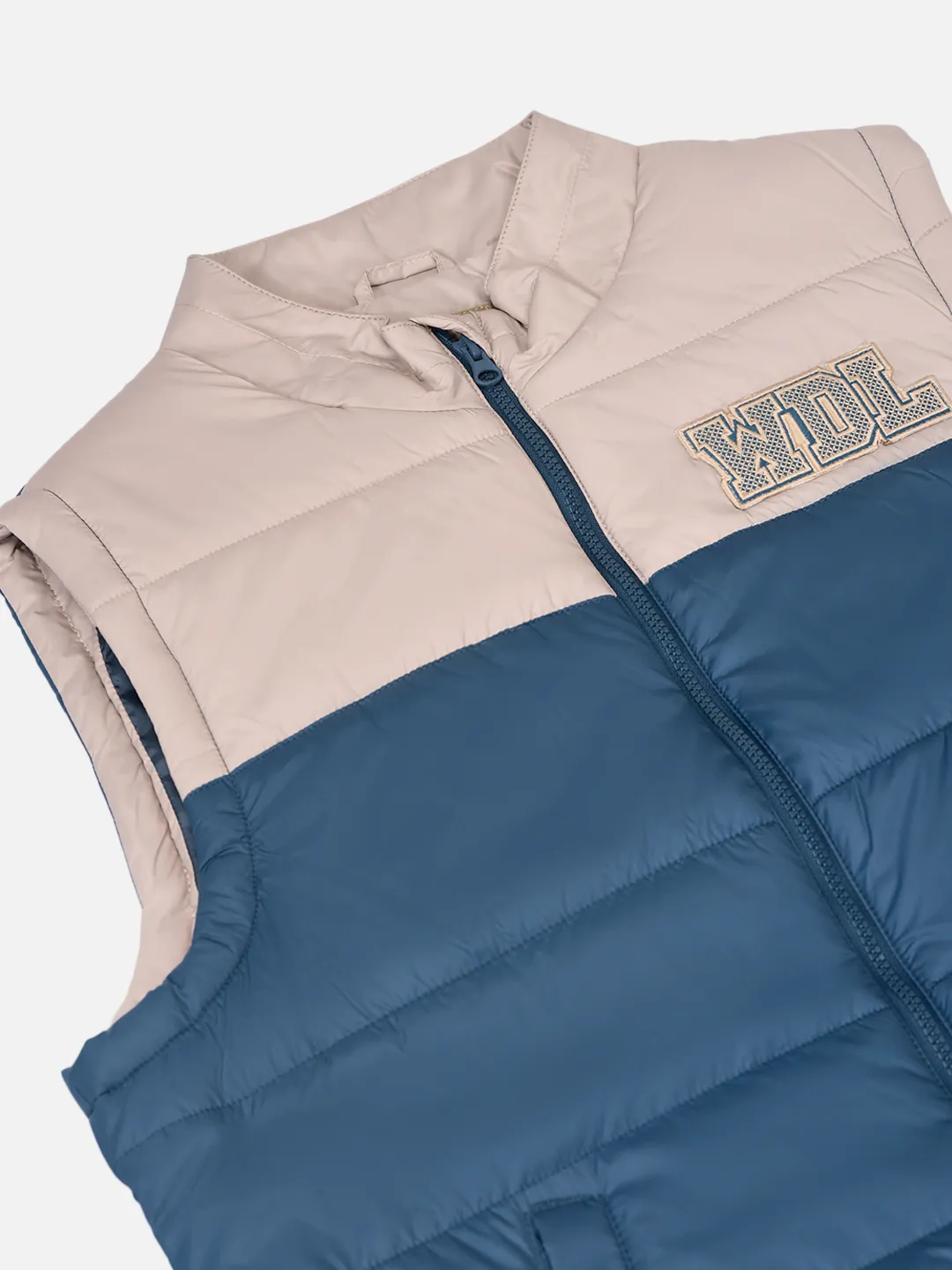 Men Teal/Beige Quilted Sleeveless Puffer Jacket
 5