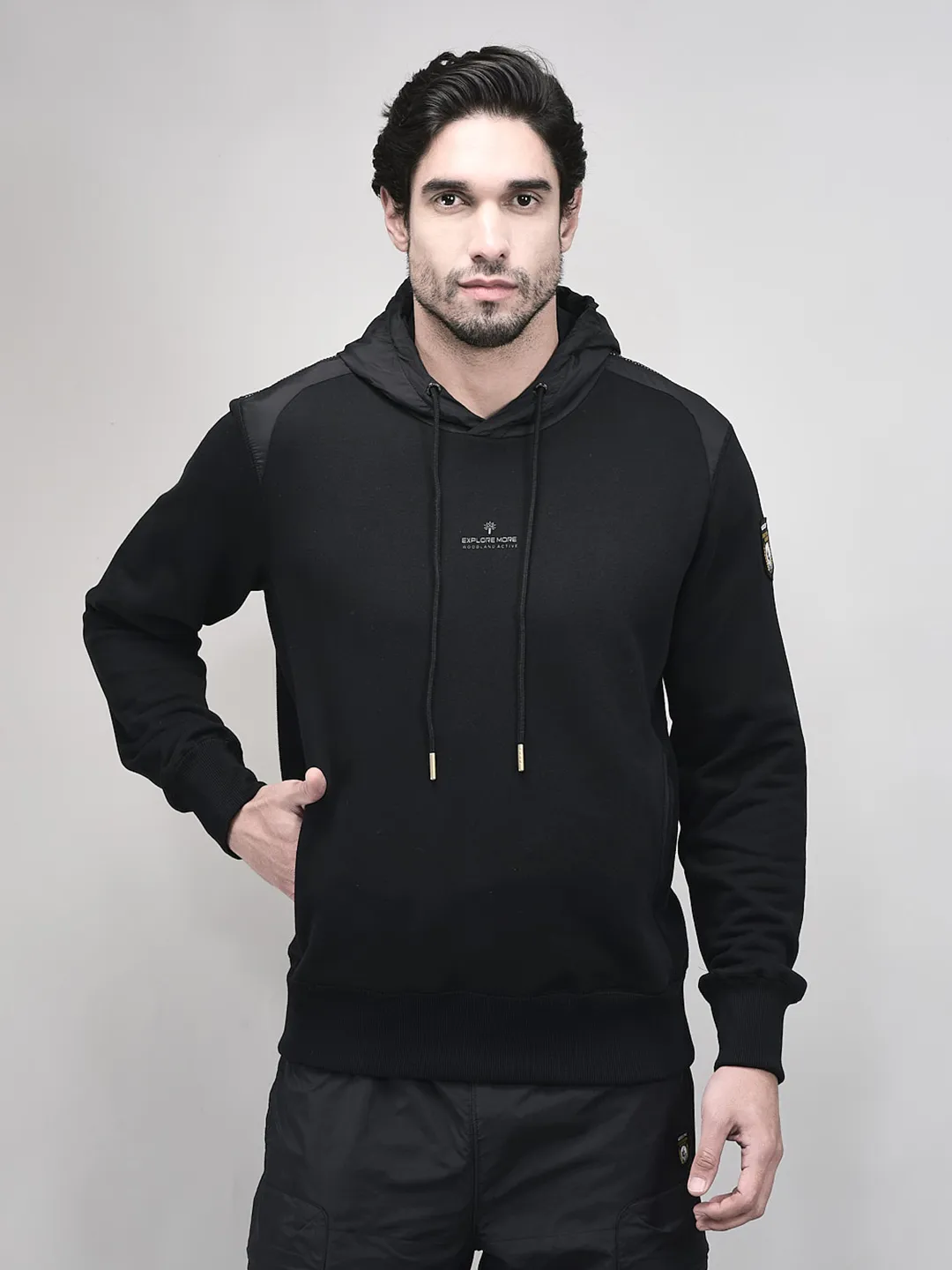 woodland-men-black-hoodie-sweatshirt