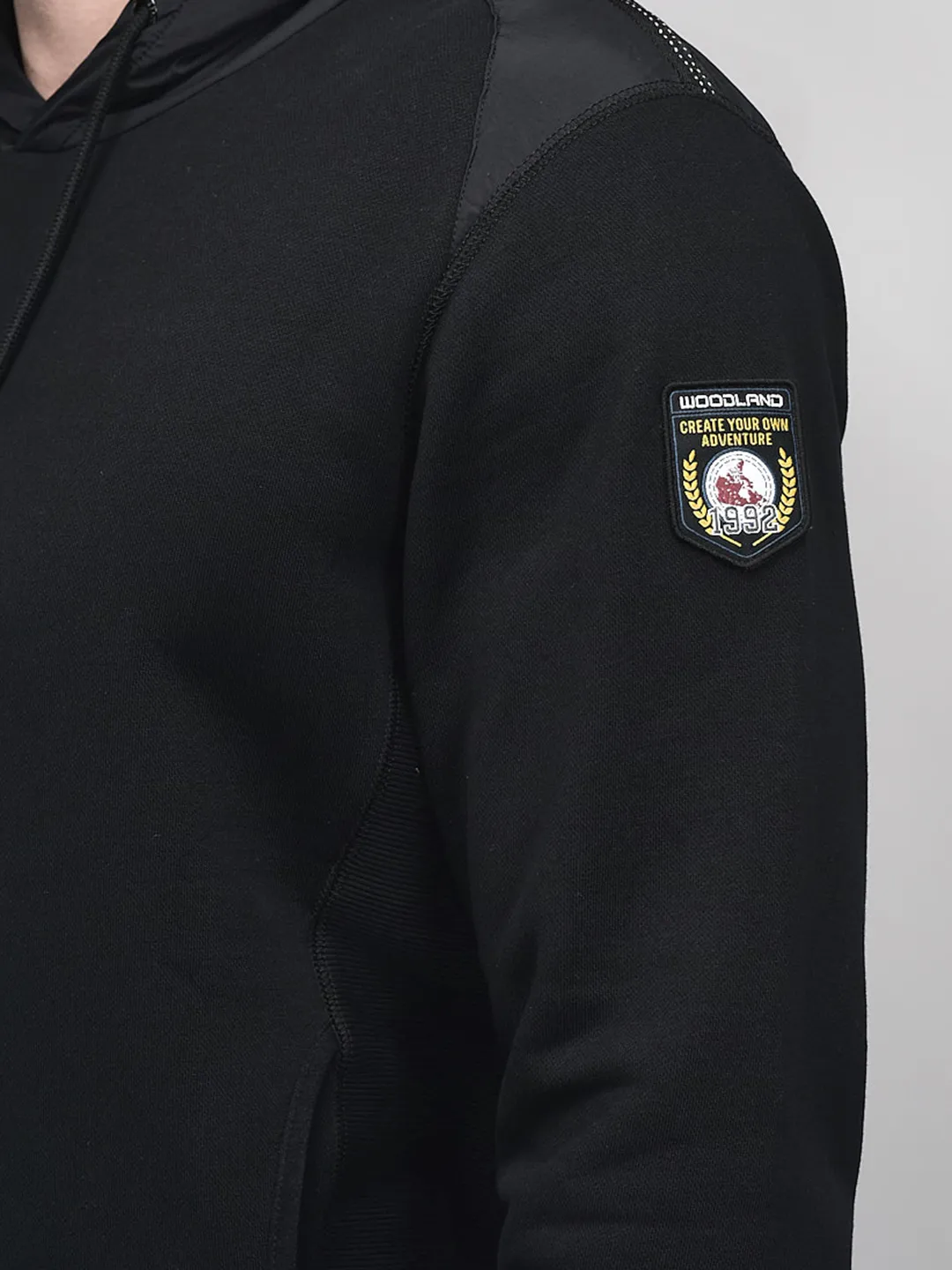 Woodland Men Black Hoodie Sweatshirt - Thumbnail 5