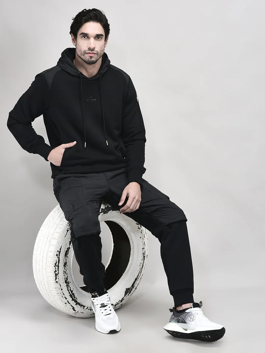Woodland Men Black Hoodie Sweatshirt - Thumbnail 8
