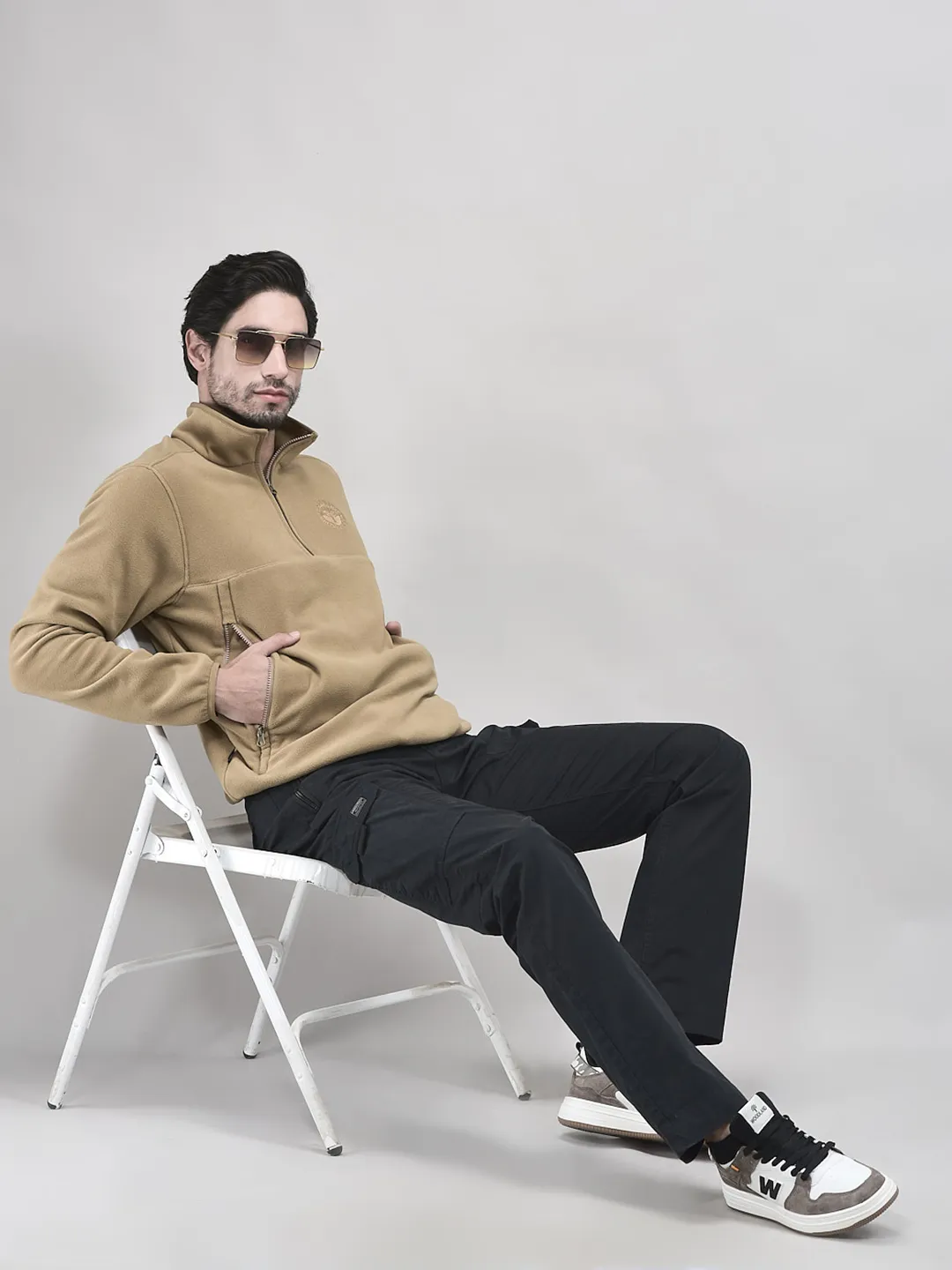 Woodland Otter Cozy Polar Fleece Sweatshirt For Men - Thumbnail 8