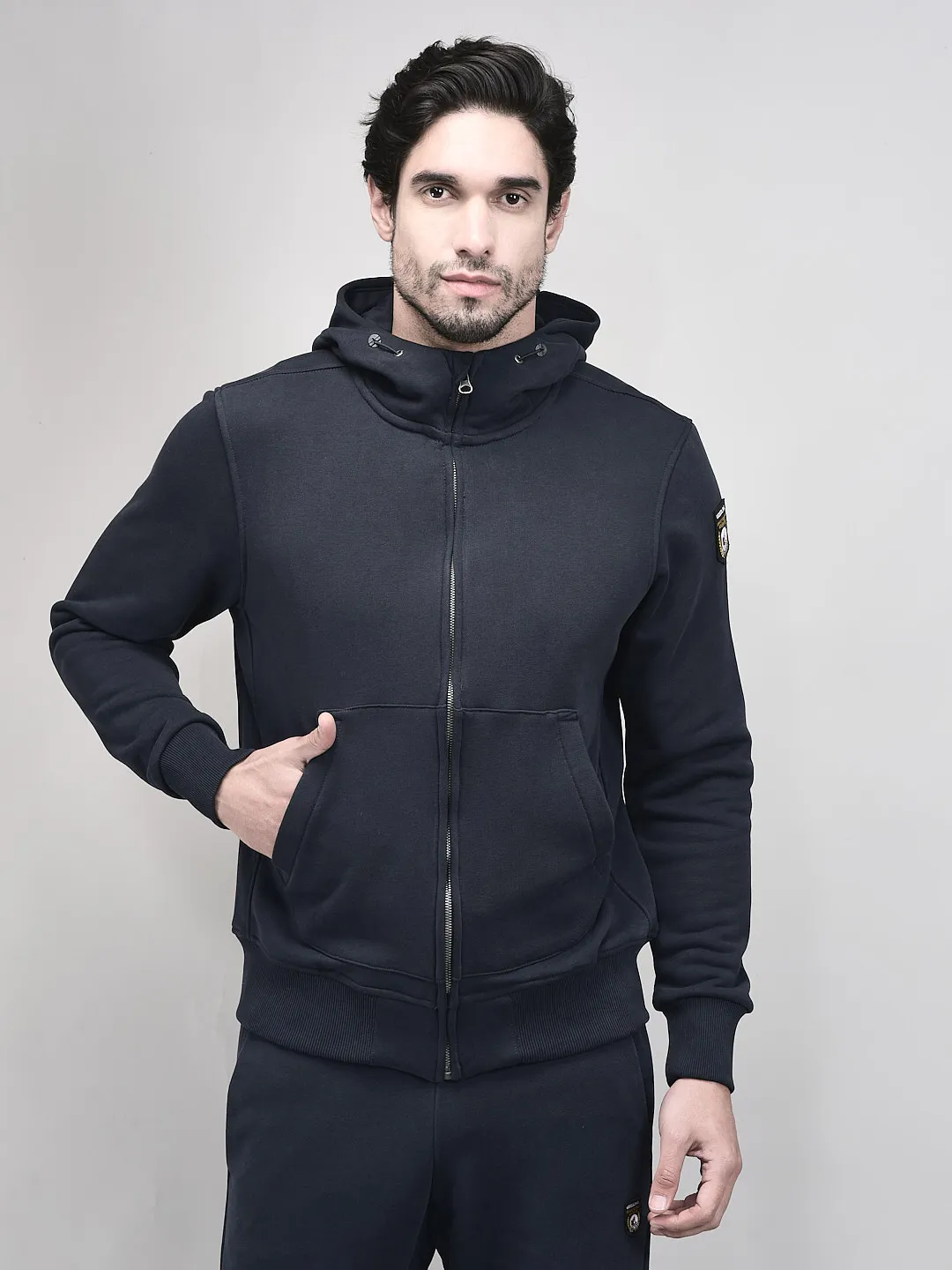 high-neck-men-navy-zipper-sweatshirt