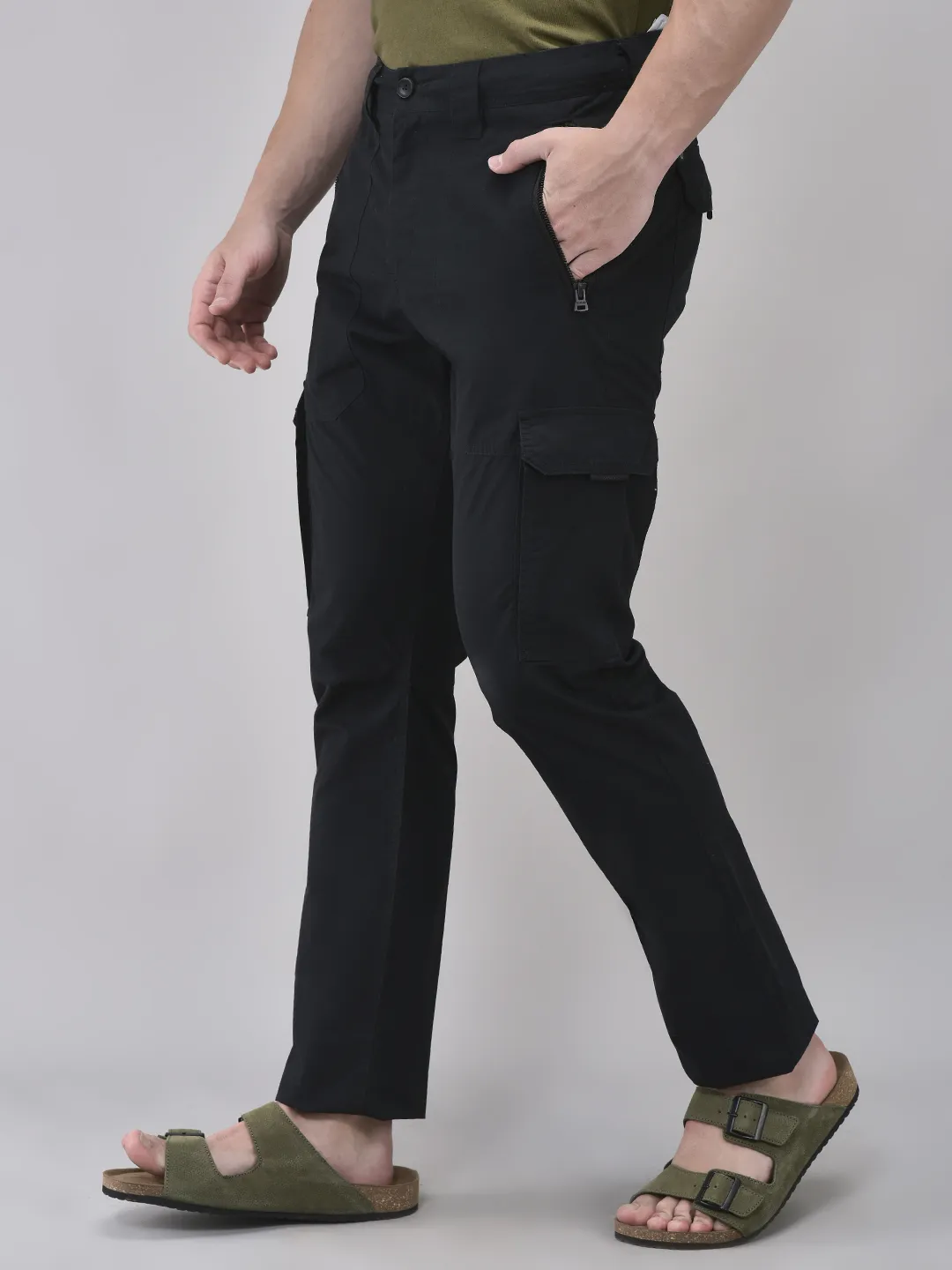 Black Cargo Men Trousers With Zipper Pockets - Thumbnail 2