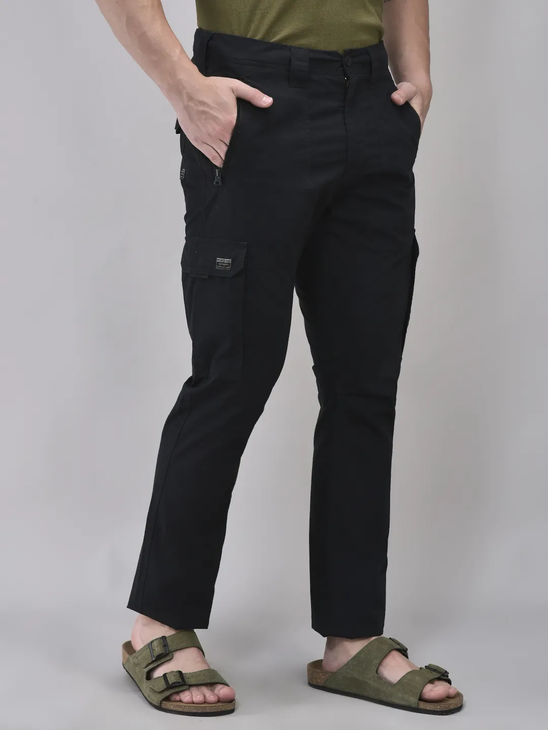 Black Cargo Men Trousers With Zipper Pockets - Thumbnail 3