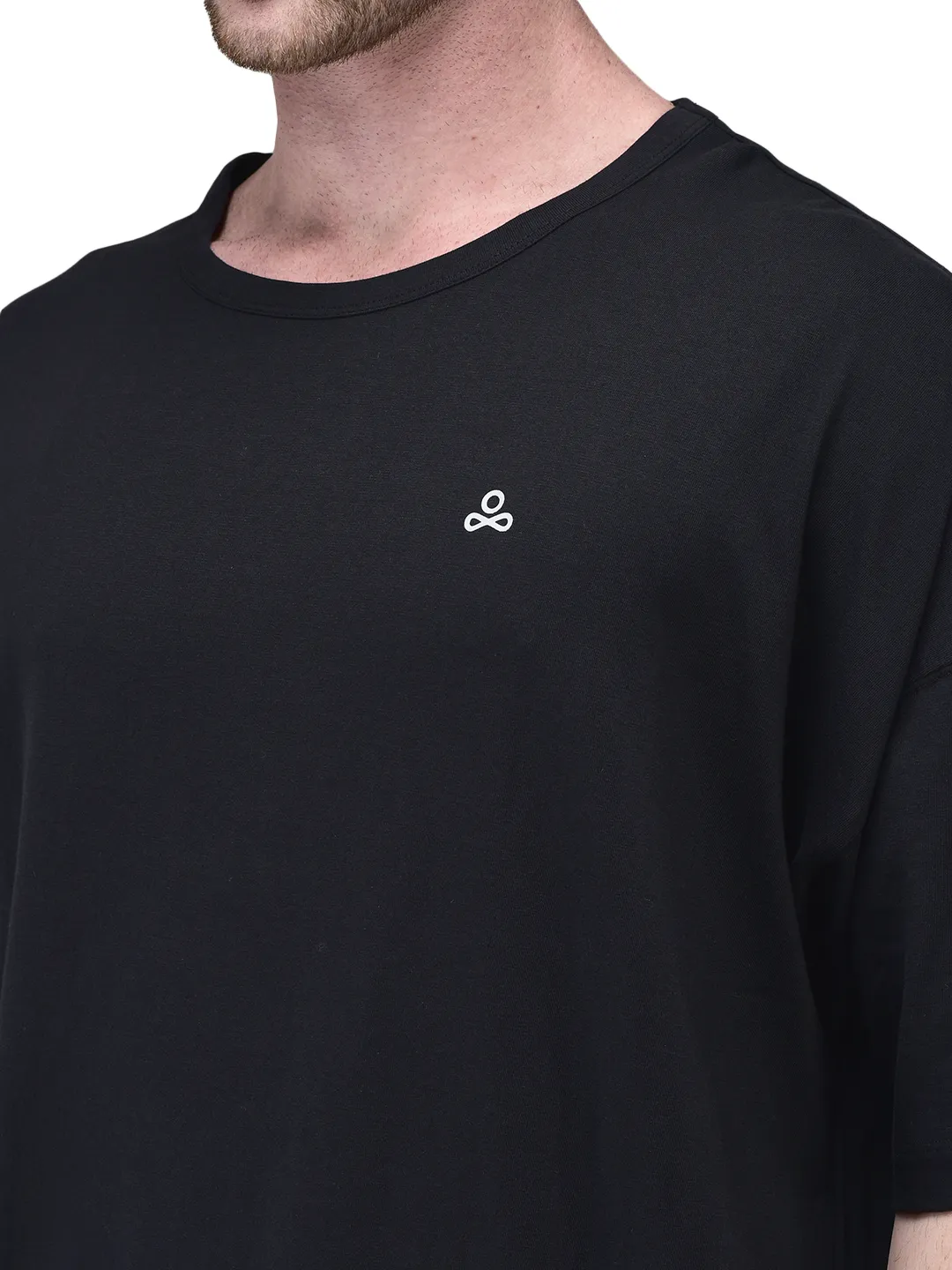 Black round neck t-shirt - Thumbnail 5