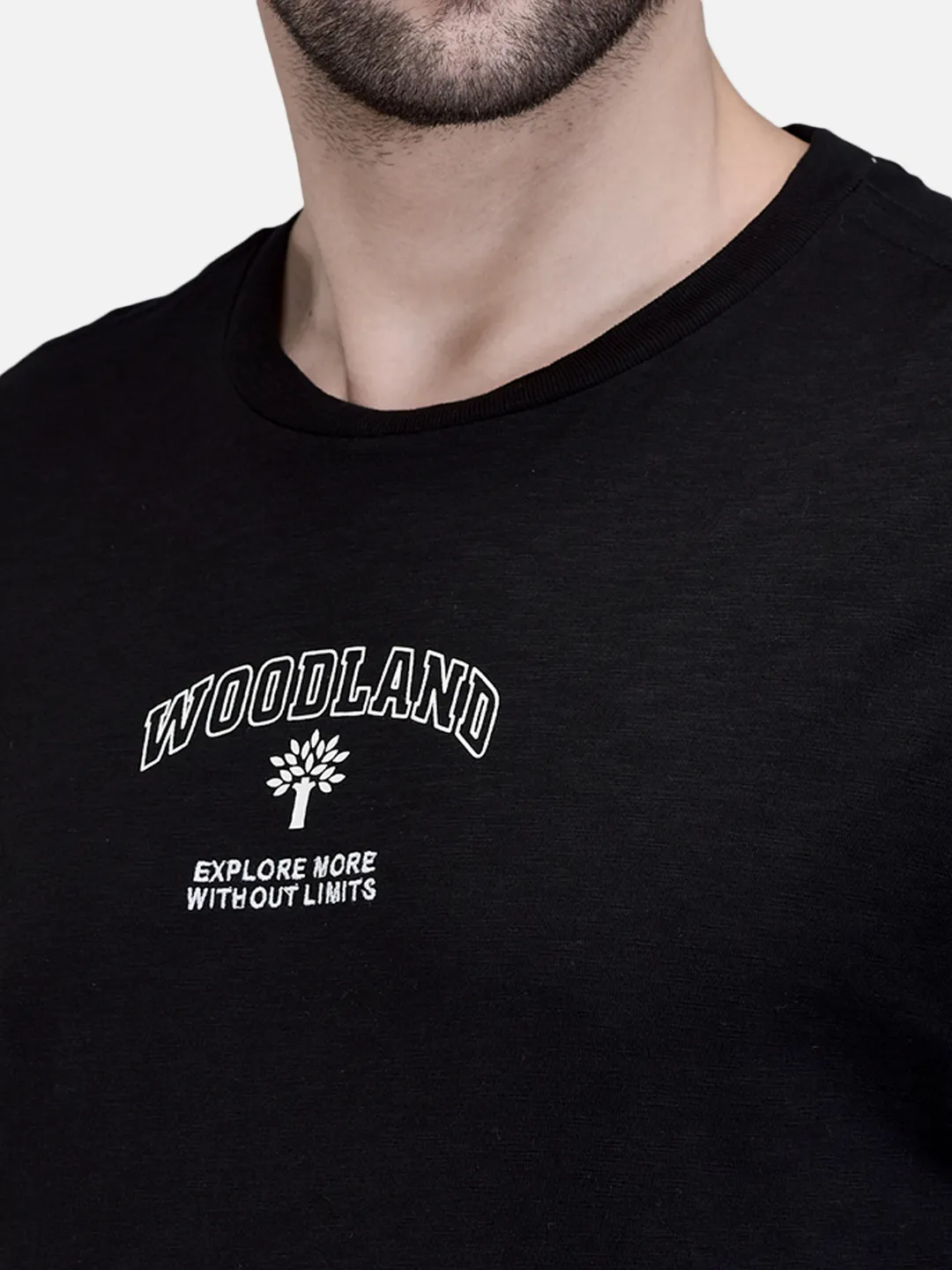 Men Black Signature Print Crew Neck T-Shirt 4