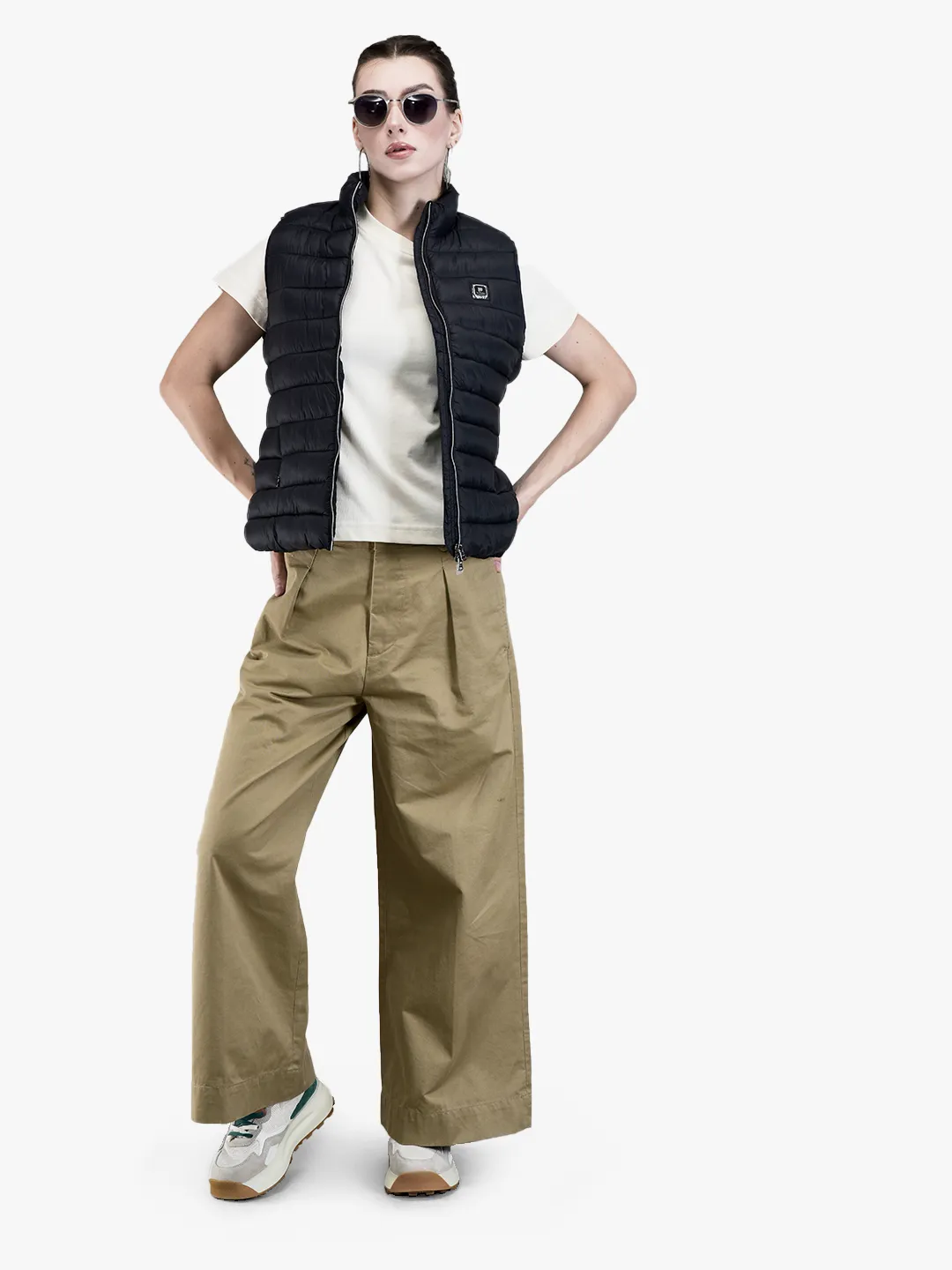 Woods Ladies Black Quilted Sleeveless Jacket - Thumbnail 7