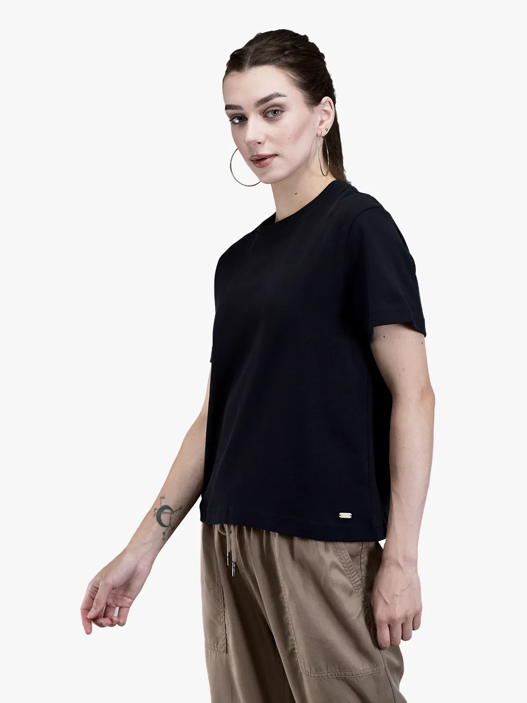Ladies Black Classic Round Neck Knit T-Shirt 2