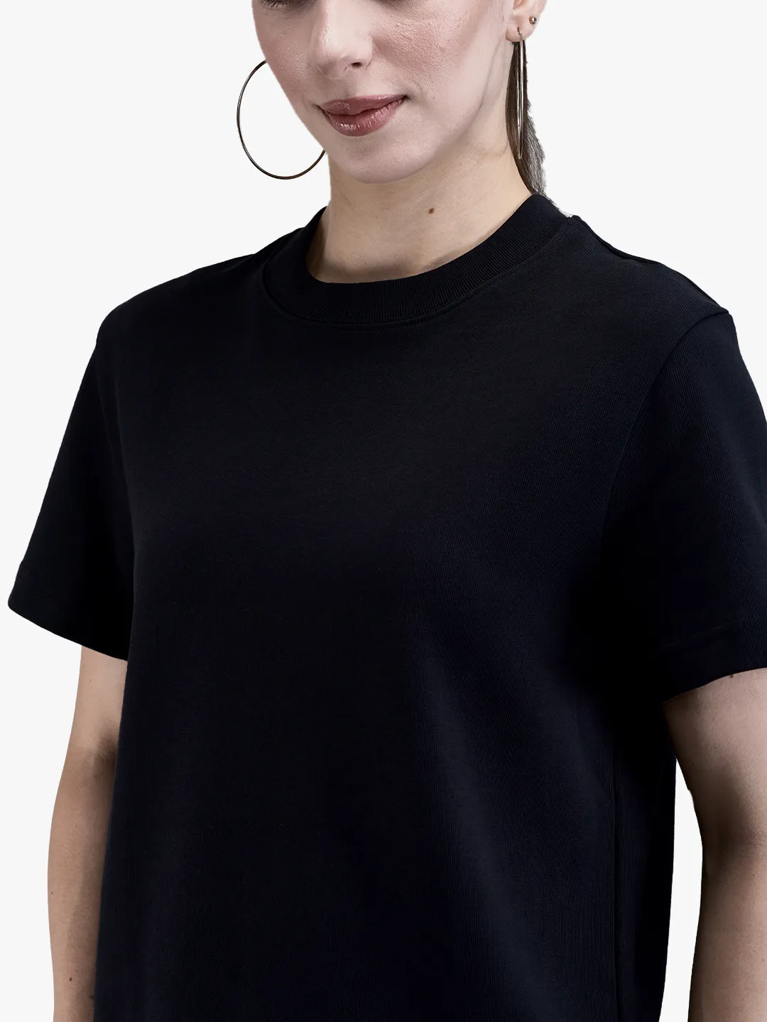 Ladies Black Classic Round Neck Knit T-Shirt 4